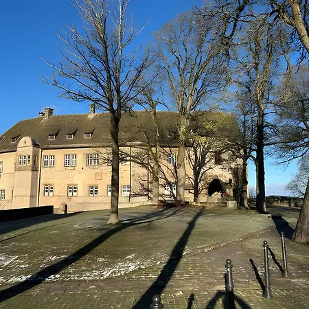 Burghaus * Bad Driburg
